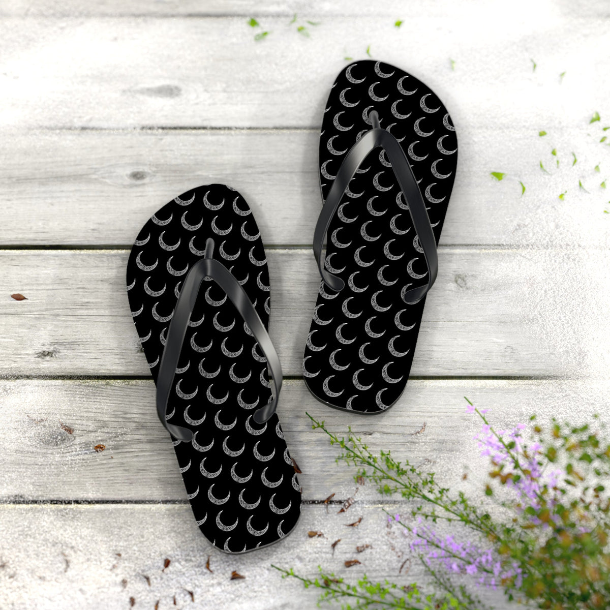 Victorian Crescent Flip Flops (Adults)