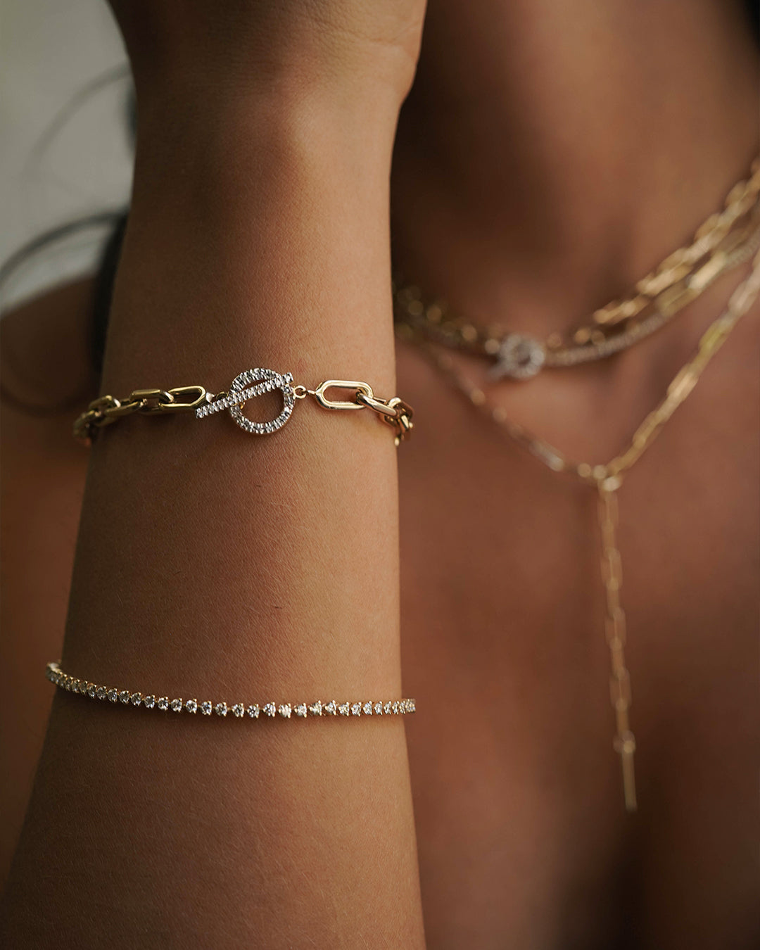 14k Gold Large Open Link Chain Bracelet with Diamond Toggle