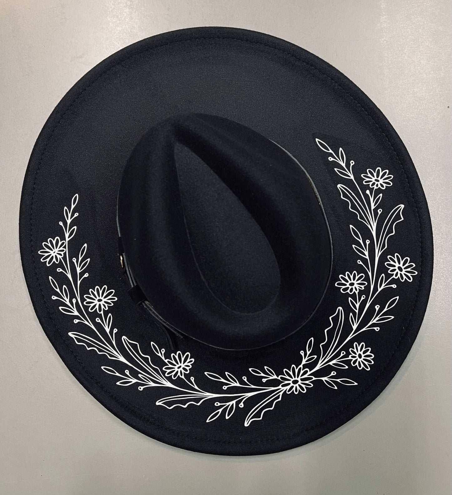 Vegan Felt Hat - XL Brim - Daisies