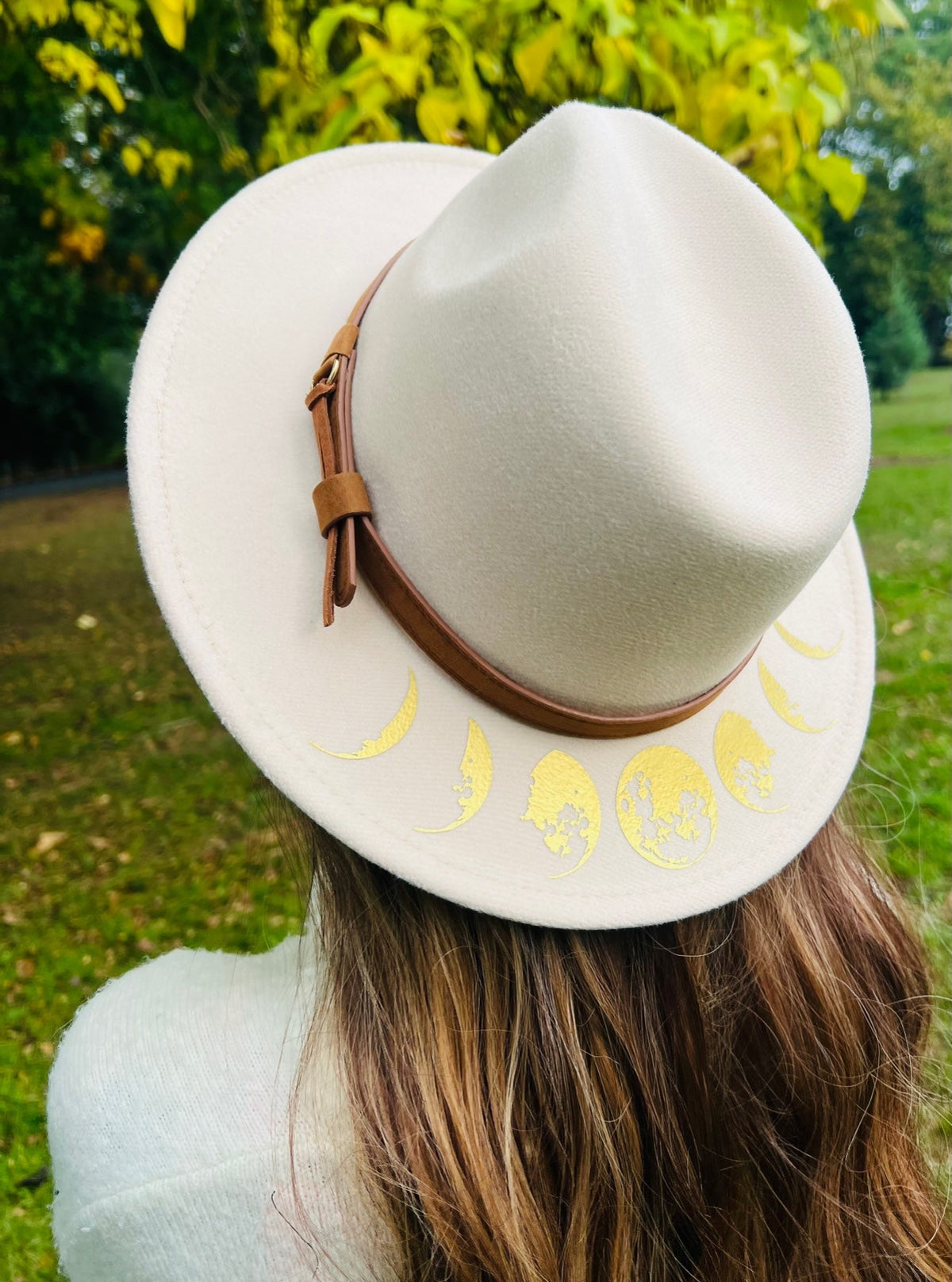 Fox & Fable - Vegan Felt Wide Brim Hat - Cream - Moon Phase