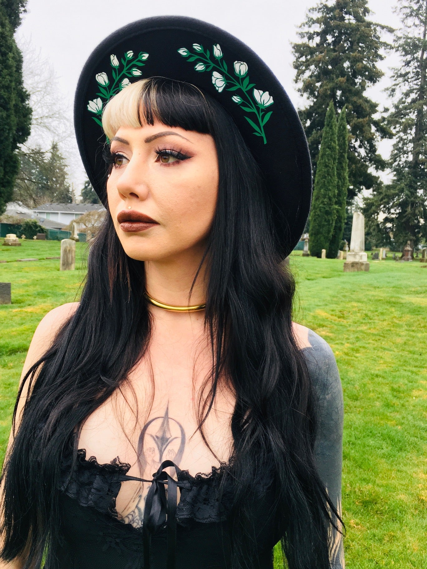 Vegan Felt Hat - White Floral
