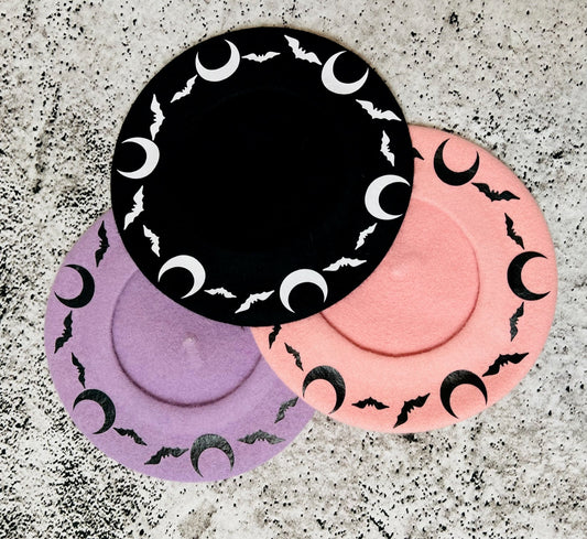 Vegan Beret - Bat Moon - B/W