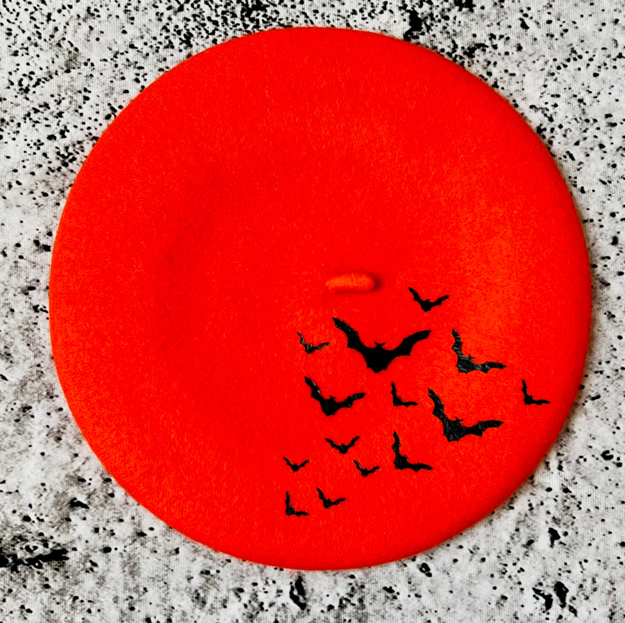 Vegan Beret - Bats - Orange