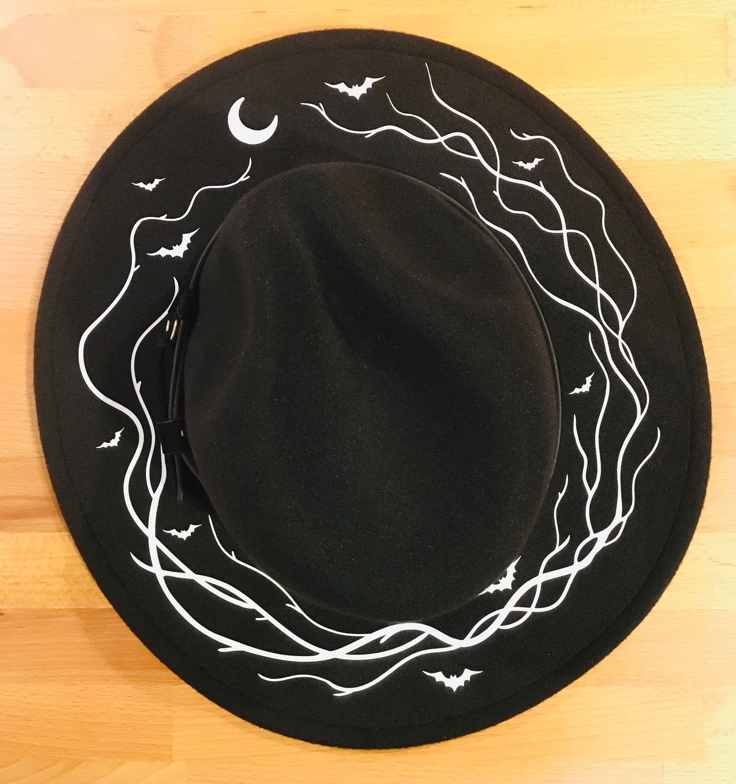 Vegan Felt Hat - Haunted Vines