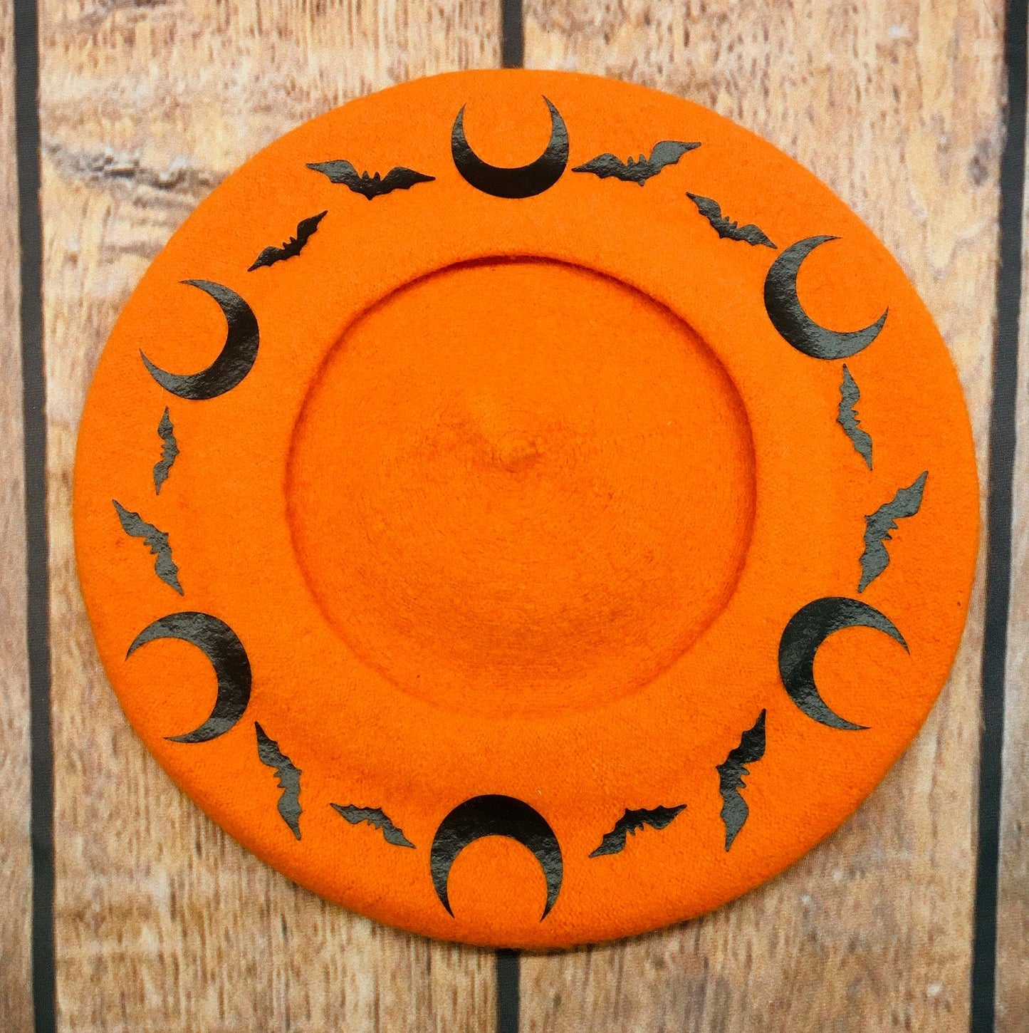 Vegan Beret - Orange Bat Moons