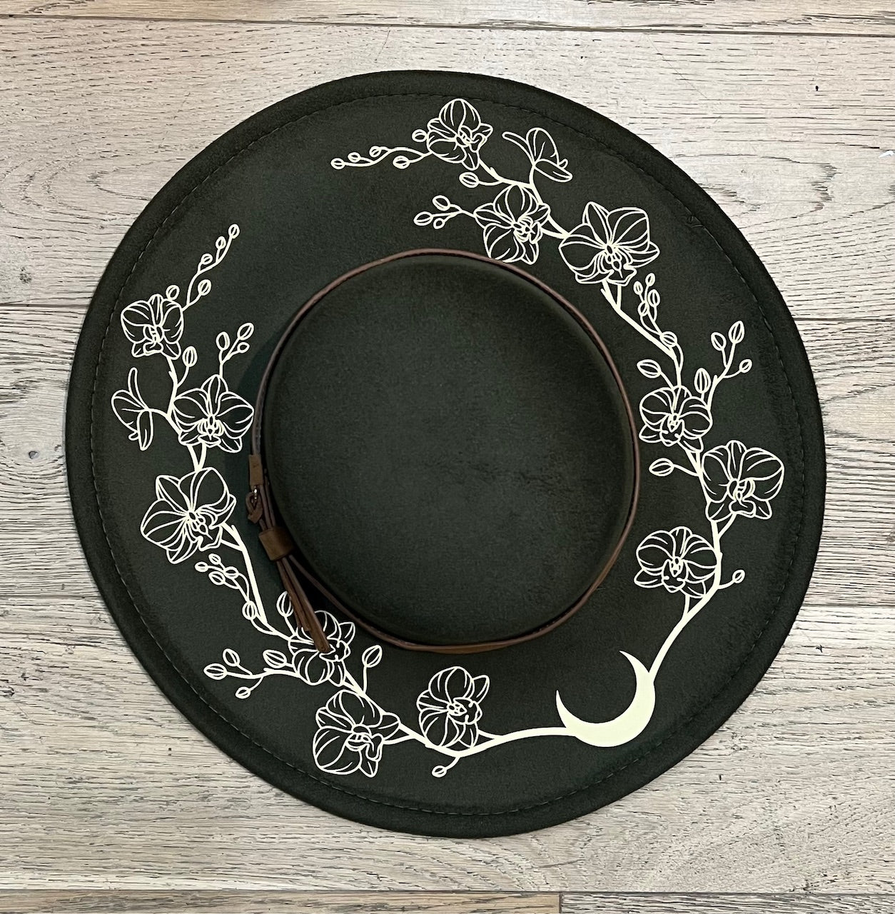 Vegan Felt Wide Brim Hat - Flat Top - Olive - Orchids Outline