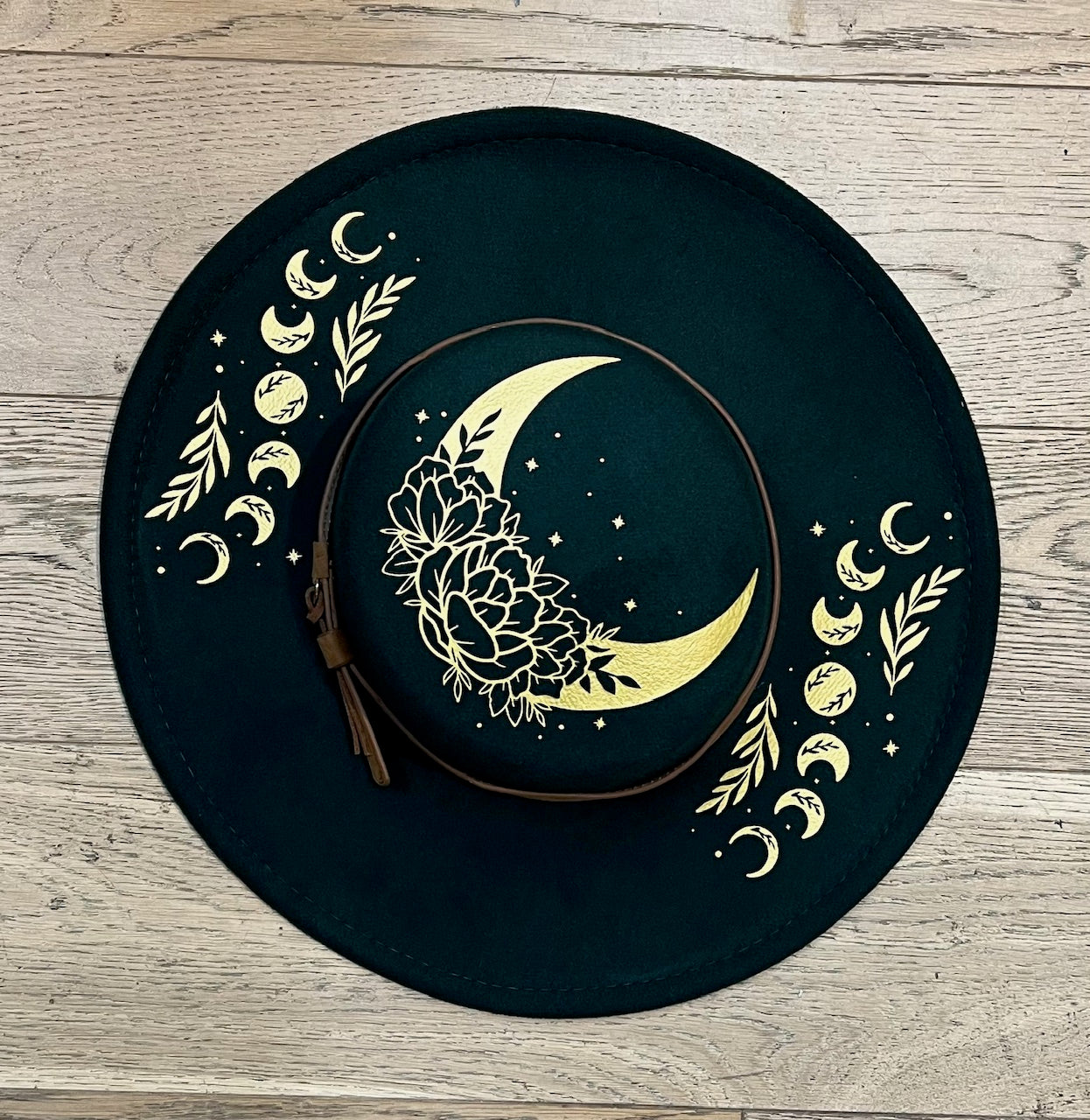 Vegan Felt Wide Brim Hat - Flat Top - Emerald - Floral Moon