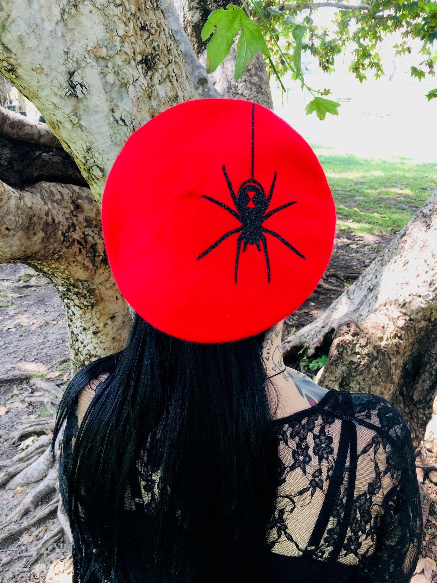 Vegan Beret - Black Widow