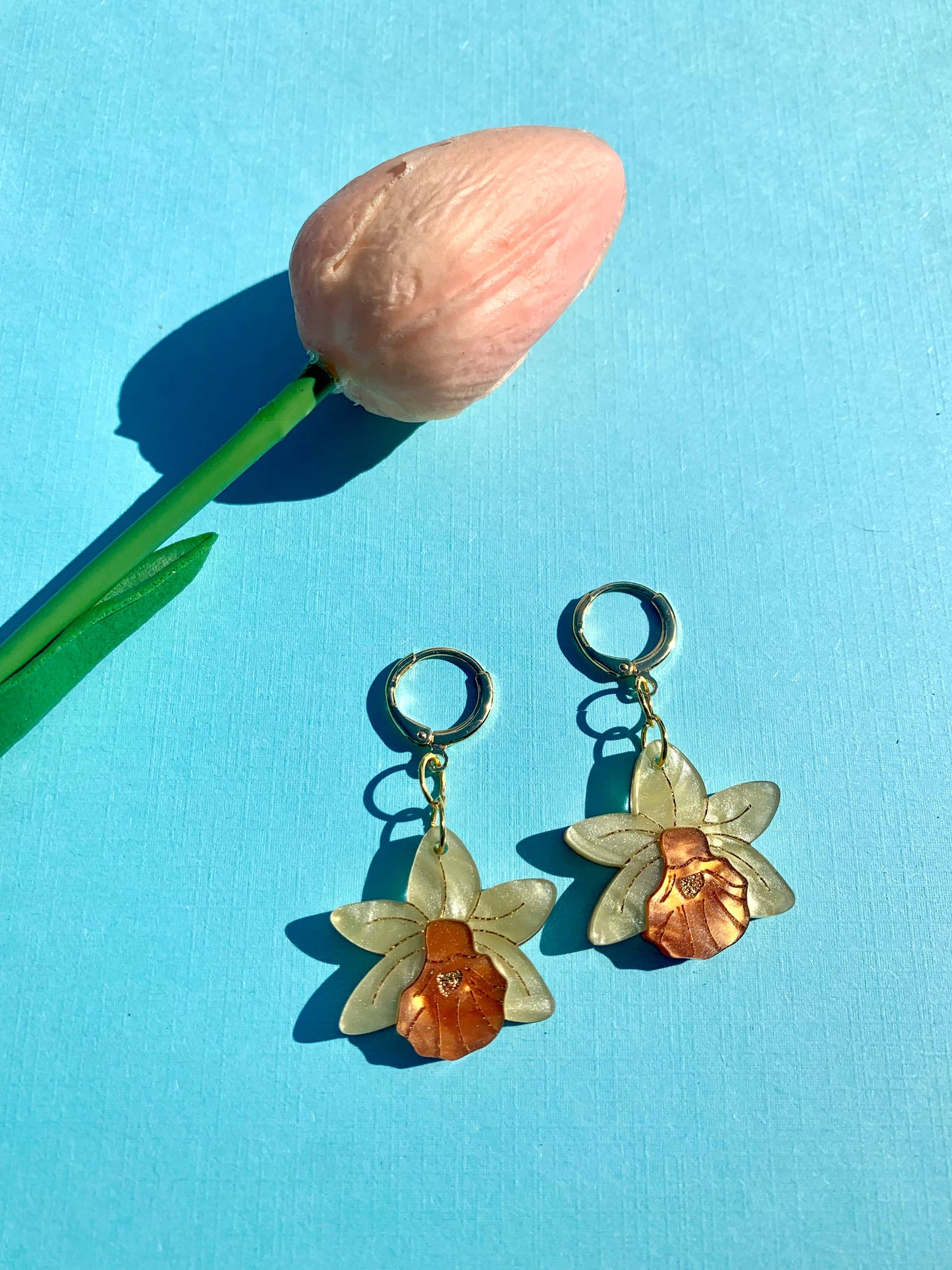 Mini Daffodils Acrylic Earrings