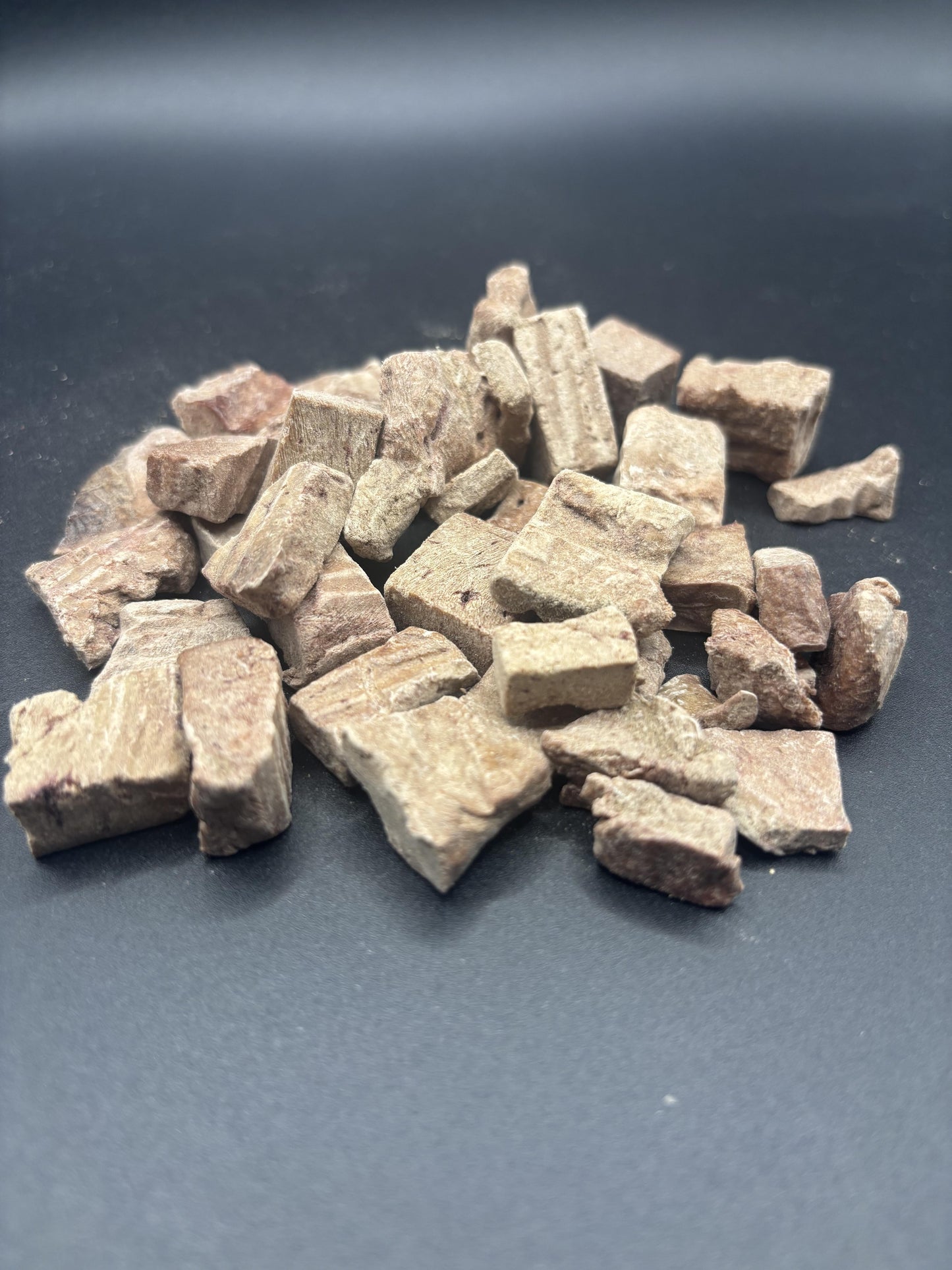 Freeze Dried Dog & Cat Treats – Single Ingredient, High Protein, Grain Free | Natural Cat & Dog Training Snacks, Human-Grade Beef Liver
