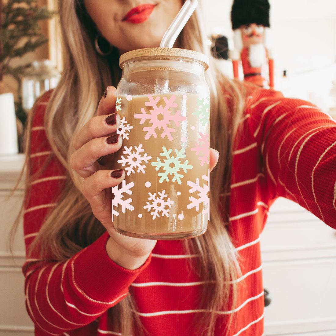 Pastel Snowflakes 17oz