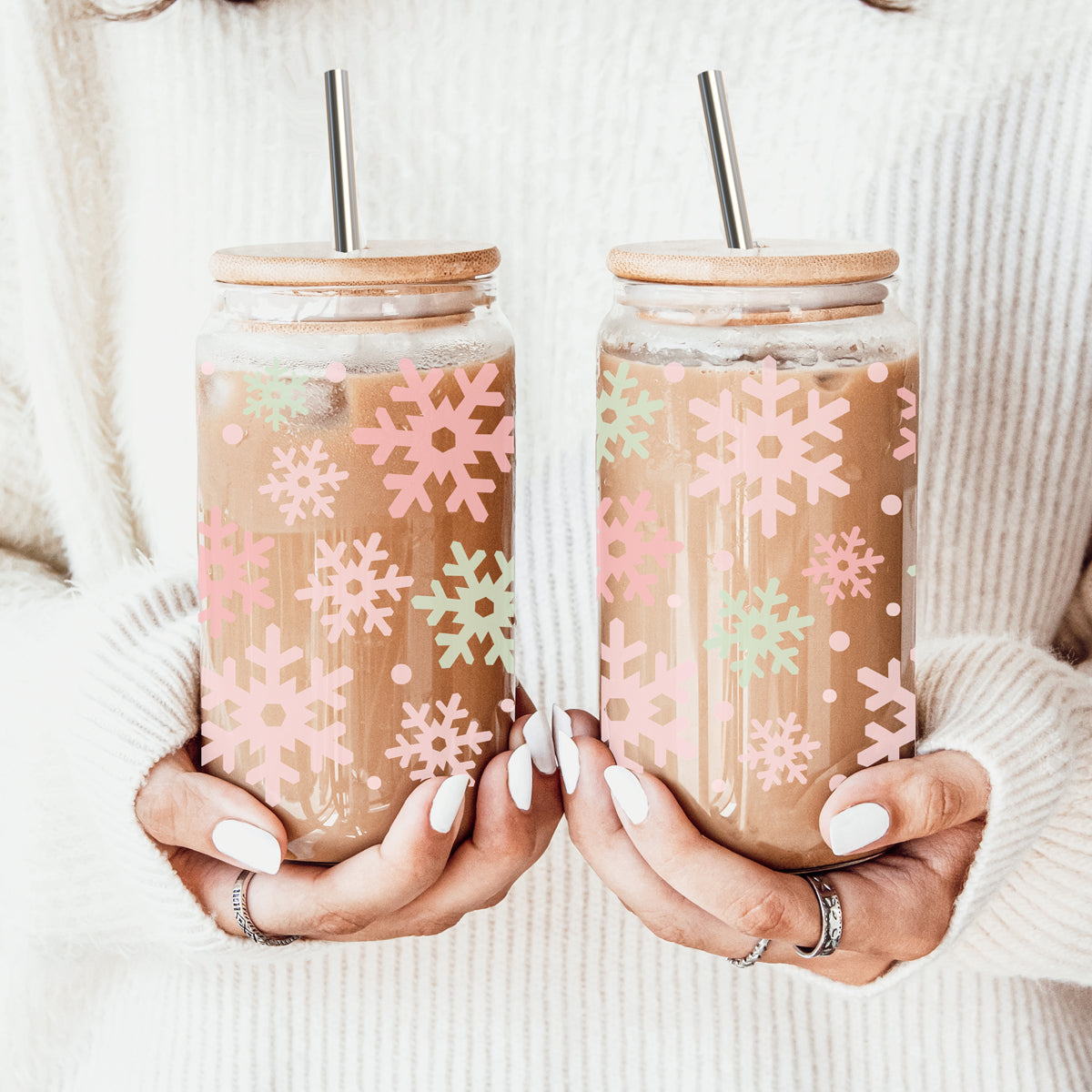 Pastel Snowflakes 17oz