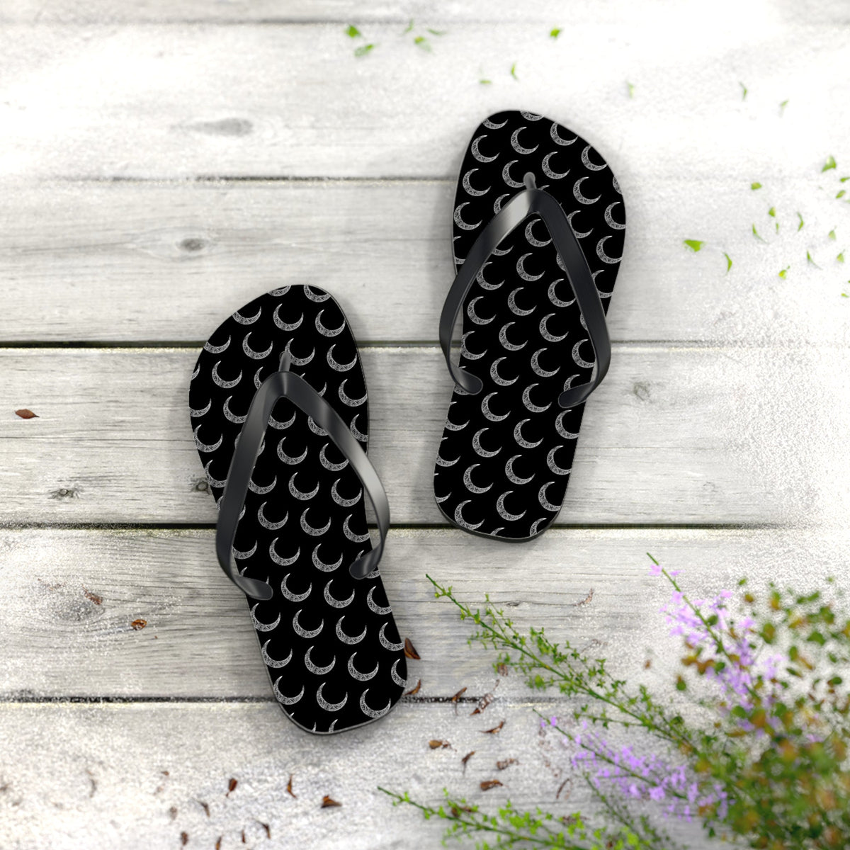 Victorian Crescent Flip Flops (Adults)