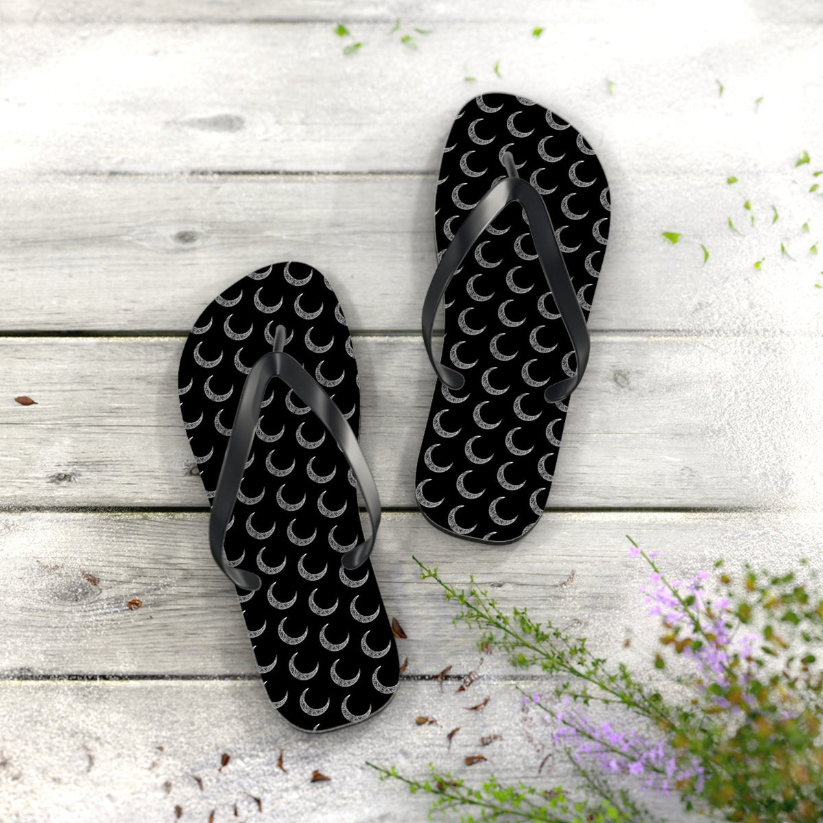 Victorian Crescent Flip Flops (Adults)