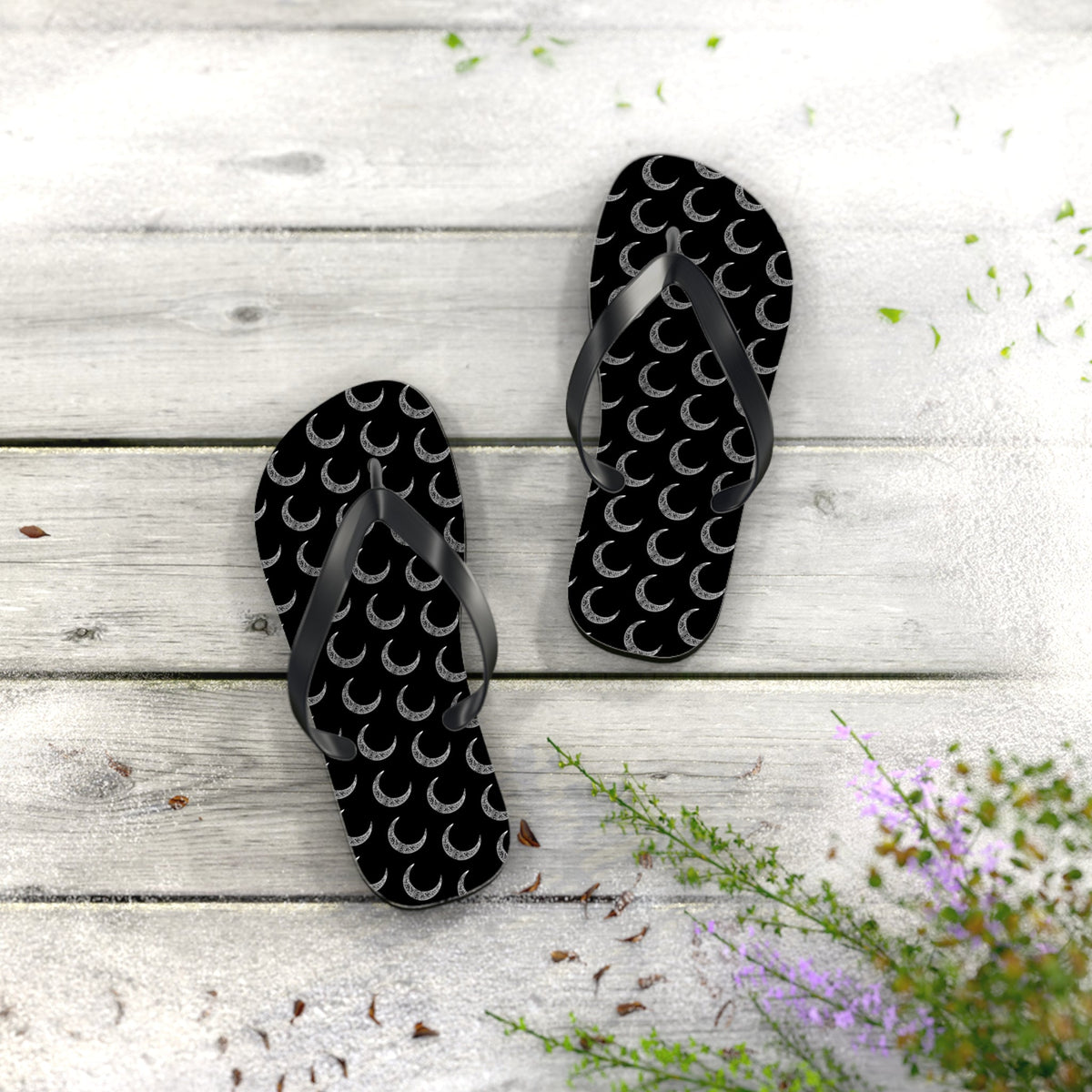 Victorian Crescent Flip Flops (Adults)