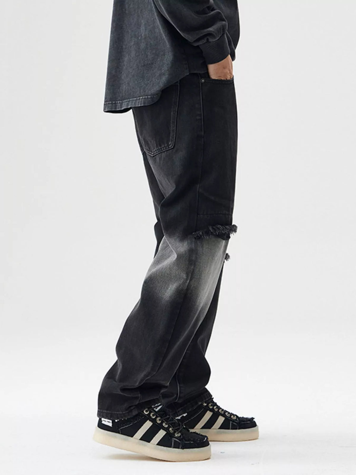 Deadbeat Distressed Loose-Fit Jeans
