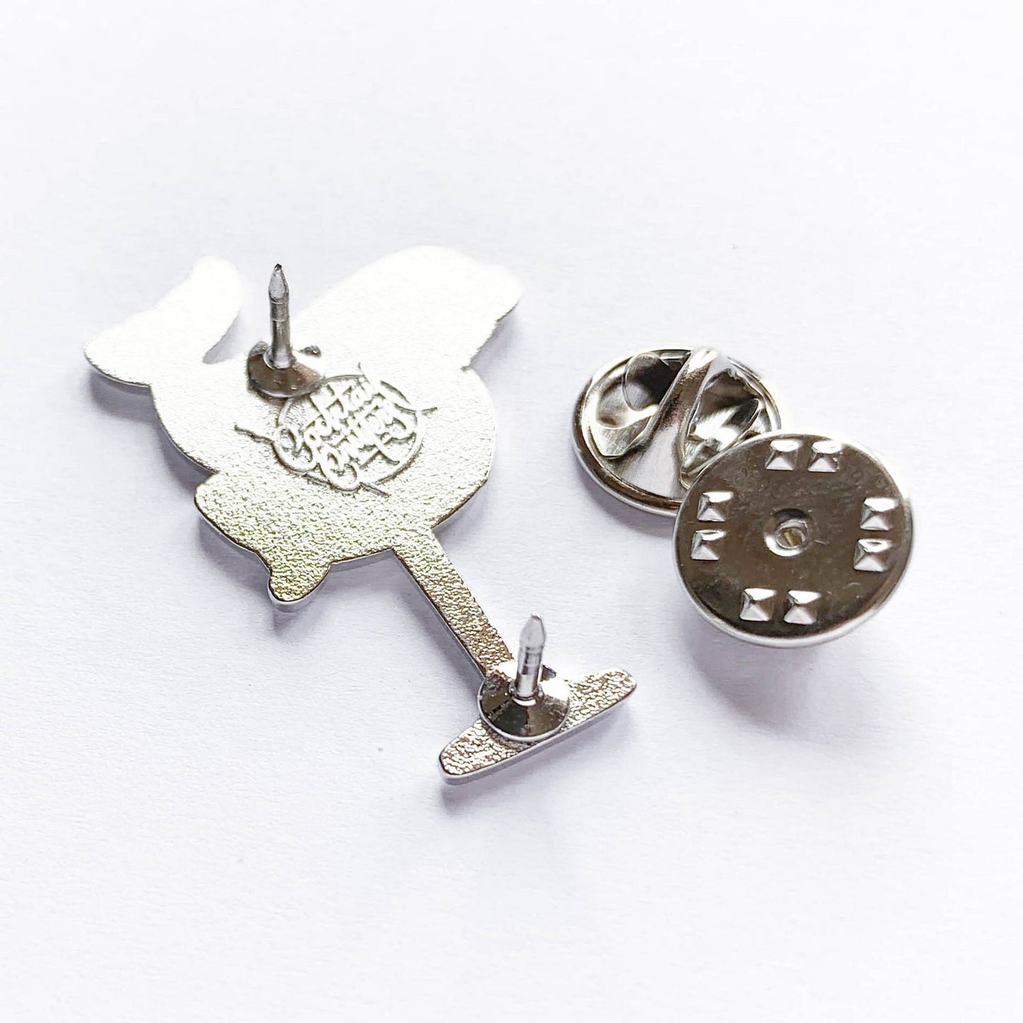 Beluga x White Lady Pin
