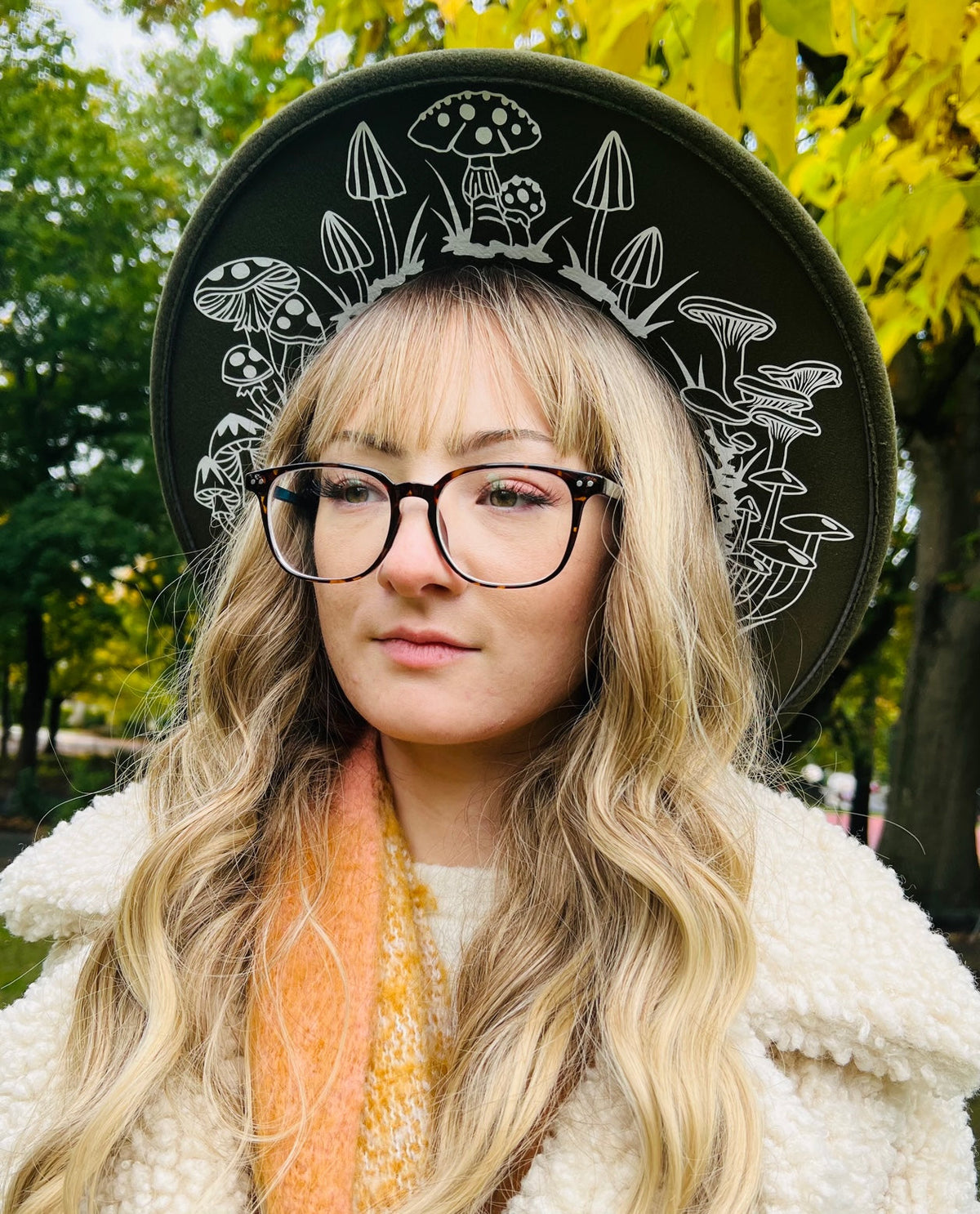 Fox & Fable - Vegan Felt Wide Brim Hat - XL Brim - Olive - Mushrooms