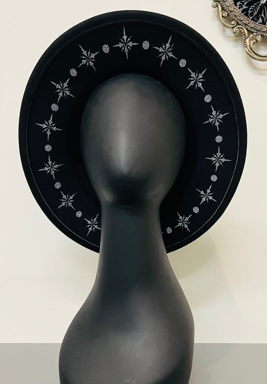 Vegan Felt Hat - Charcoal Starburst Crown
