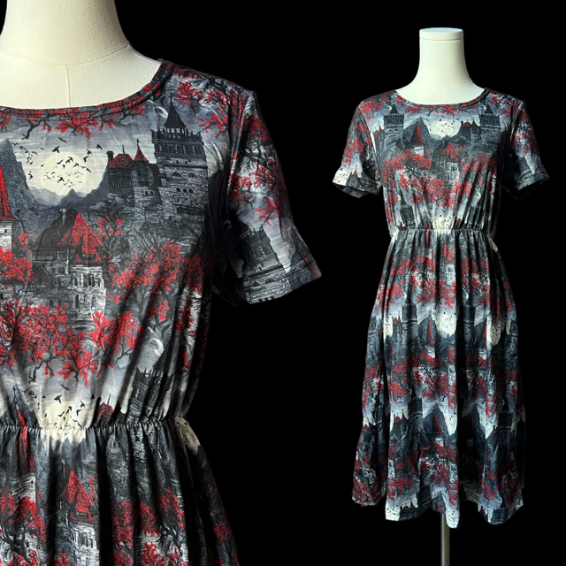 T-shirt Dress - Dracula's Castle