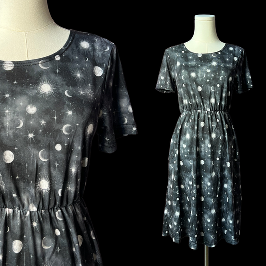 T-shirt Dress - Sun and Moons