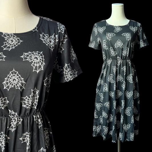 T-shirt Dress - Spider Web Hearts