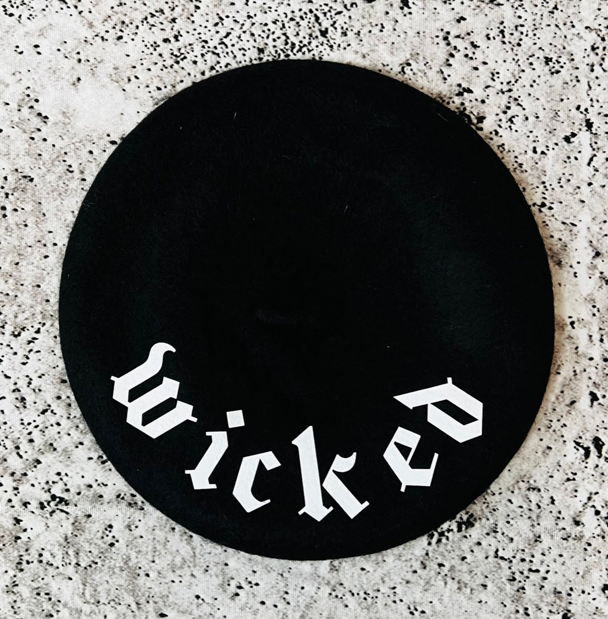 Vegan Beret - Wicked - B/W