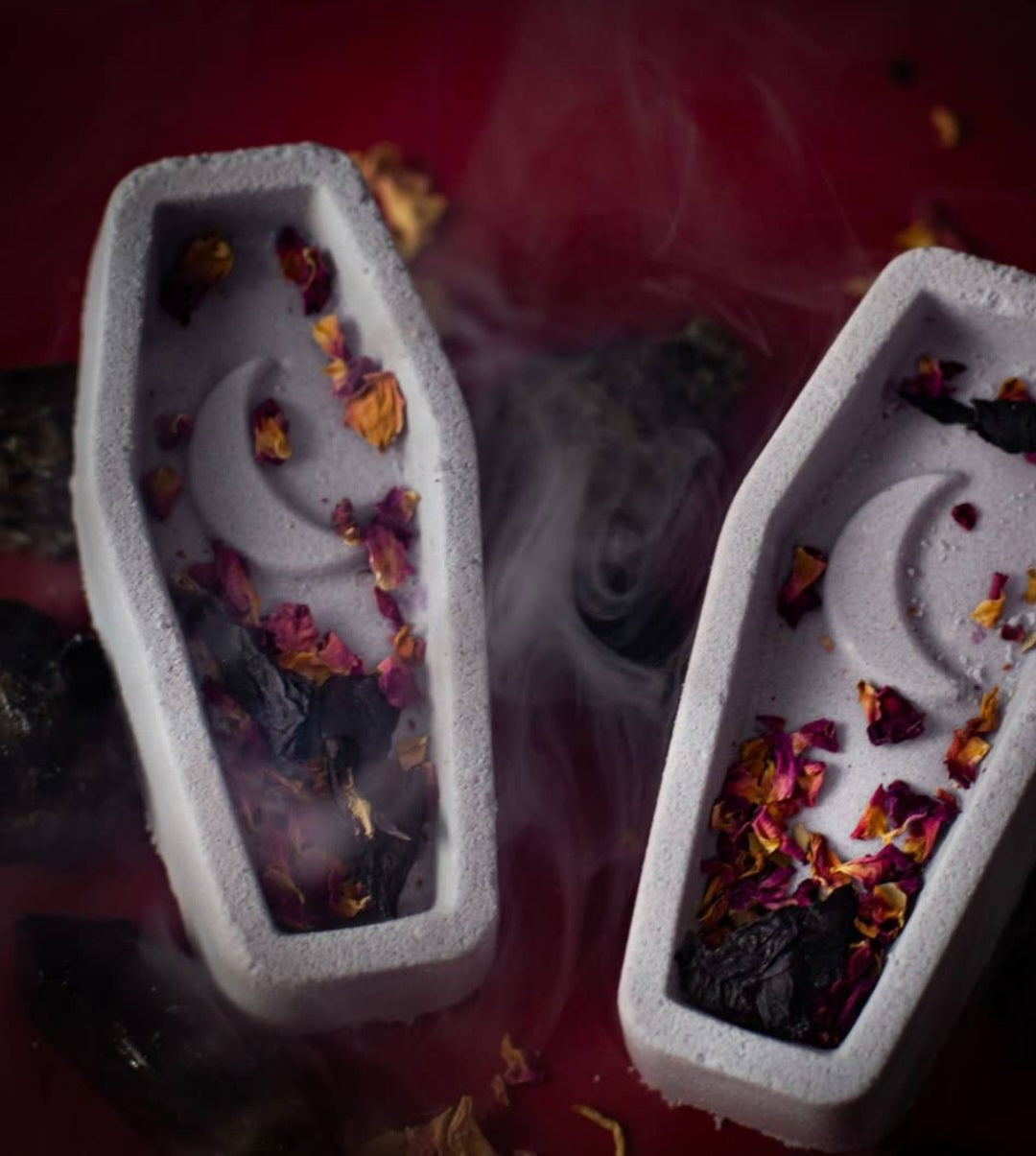 Moon Coffin Bed of Roses- Crystal Bath Bomb