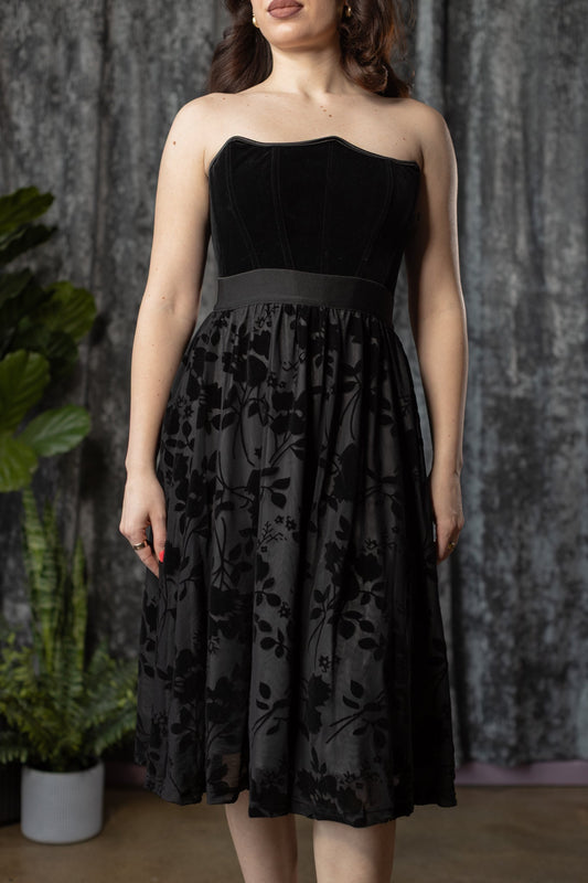 The MYSTERIA Skirt  - Velvet flocked GOTHIC FLORAL Full SKIRT - READY TO SHIP