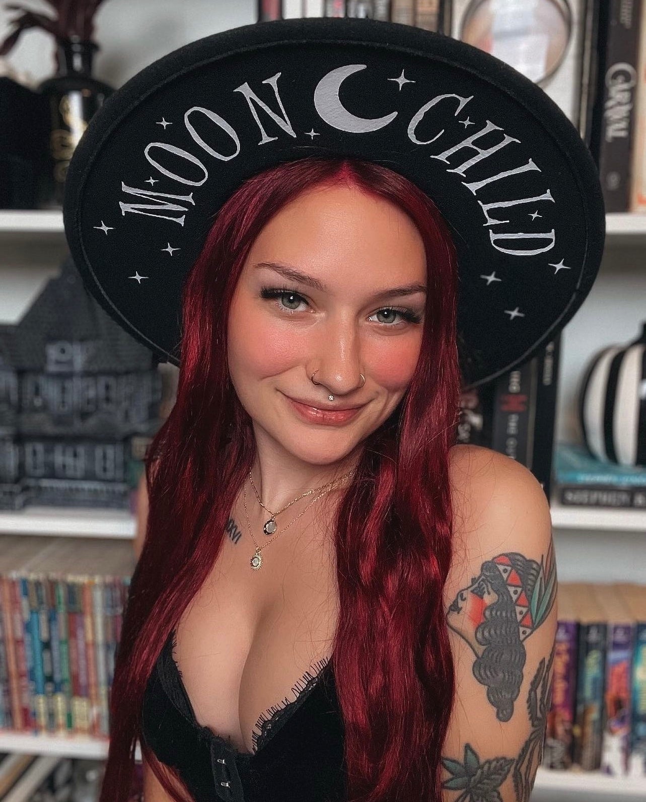 Vegan Felt Hat - XL Brim - Moon Child