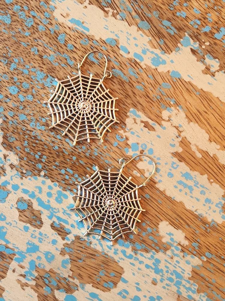 Metal Web Earrings